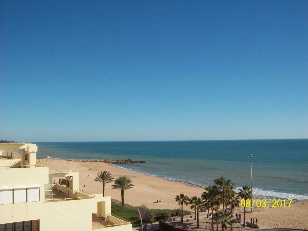 Acr Holiday Apartment Quarteira Bagian luar foto